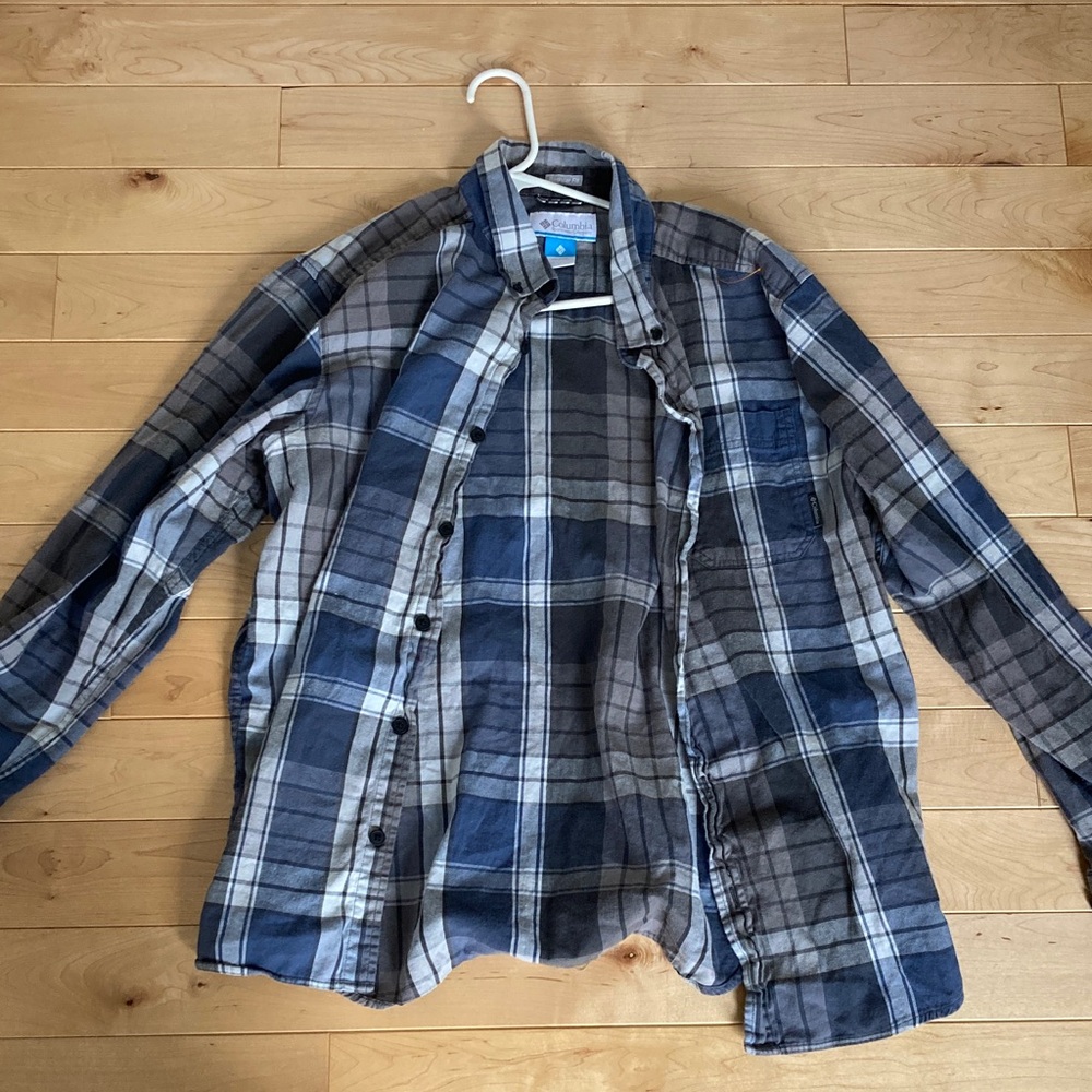 Columbia Navy and Gray Plaid Shirt